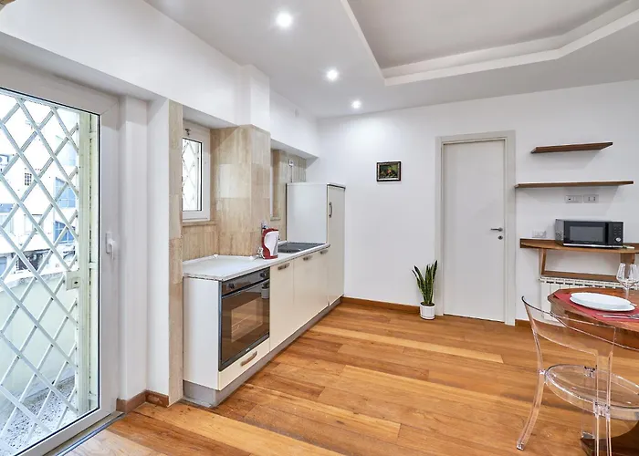 2nd Level Apartment *